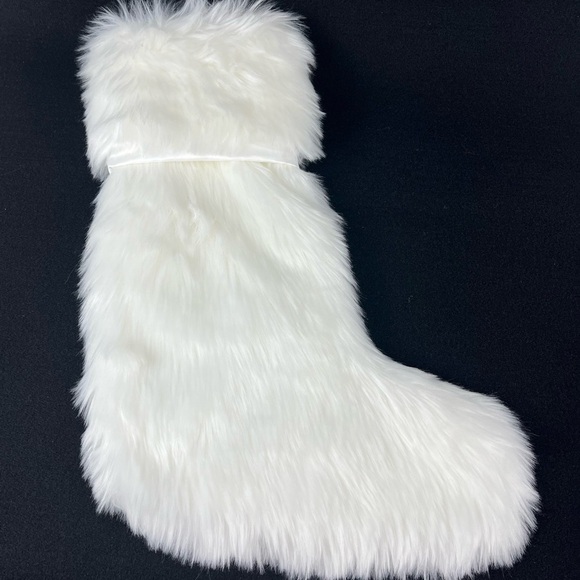 Nicole Miller Home Faux Fur Stocking White Ivory RN 75343 - Picture 12 of 13